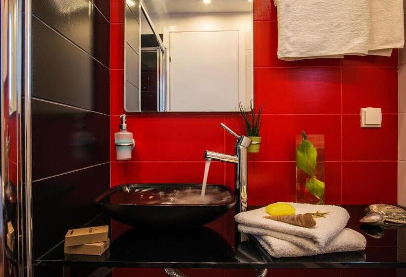 标准间, Semiramis Guesthouse