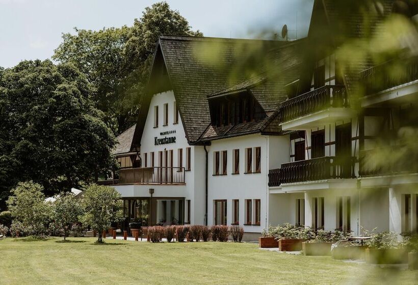 Номер Стандарт с Балконом, Waldhotel Kreuztanne