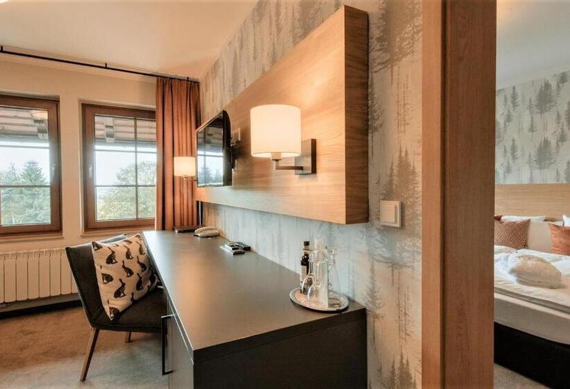 Полулюкс, Waldhotel Kreuztanne