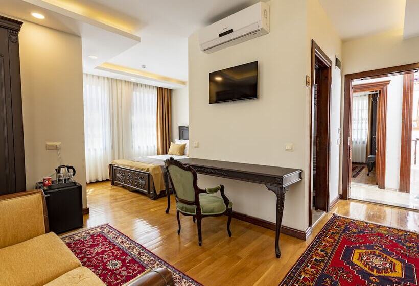 اتاق سوپریور, Woo Town Suites