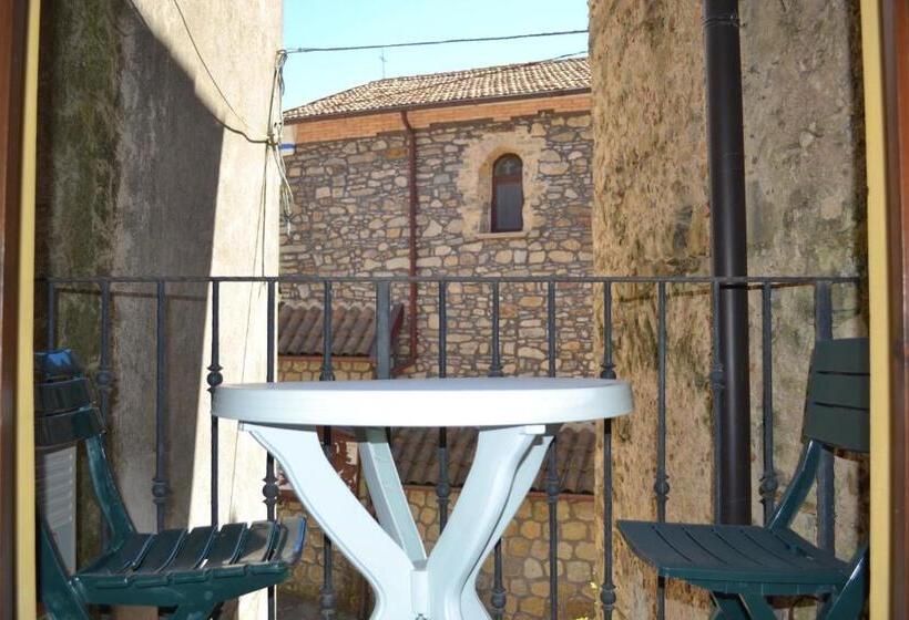 Четырехместный Номер Стандарт с Балконом, Casa Vacanze Santa Lucia