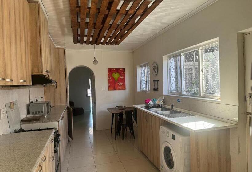 اتاق استاندارد, Great Choice Guest Houses