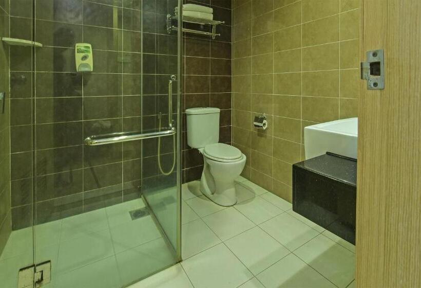Chambre Deluxe, Ideals Hotel Melaka