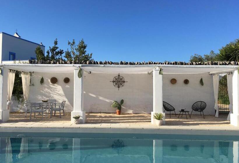 Полулюкс Вид на Сад, Masseria San Martino
