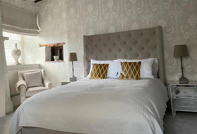 Номер Deluxe, Old Daltongate House