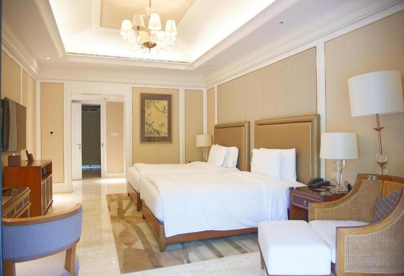 Вилла 2 Спальни, Wanda Reign Resort & Villas Sanya Haitang Bay