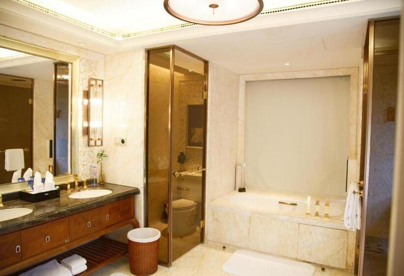 Номер Deluxe Кровать Кинг, Wanda Reign Resort & Villas Sanya Haitang Bay