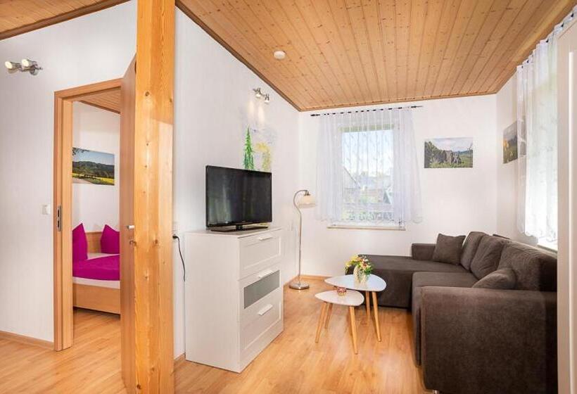 Apartamento 1 Dormitorio Vista Jardín, Ferienhaus Zur Alten Schule