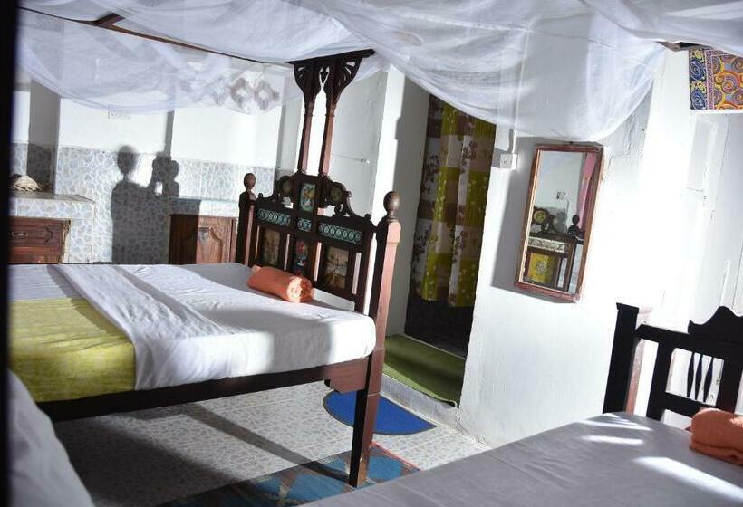Номер Стандарт, Bababora House