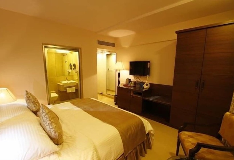 Suite, La Capitol