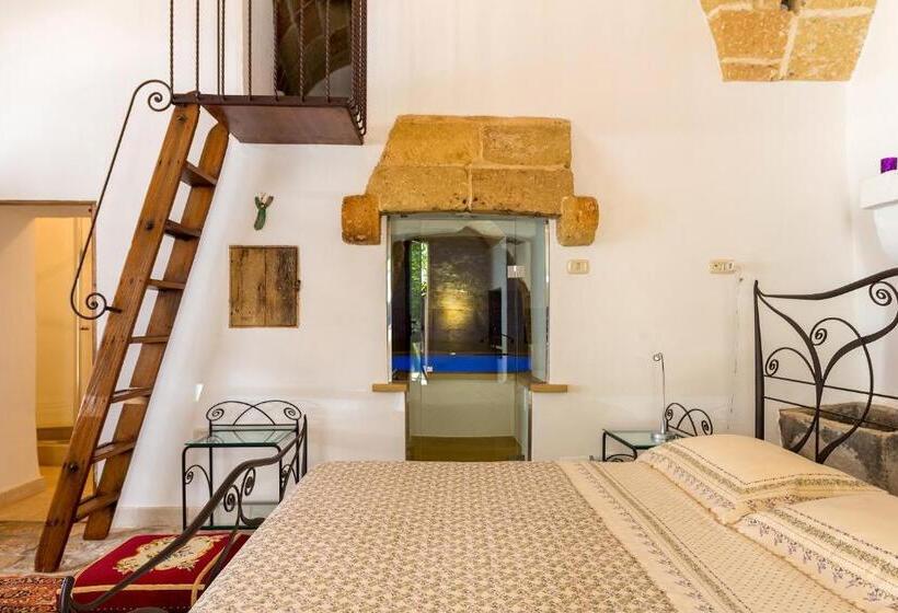 اتاق لوکس, Palazzo Tre Cardi
