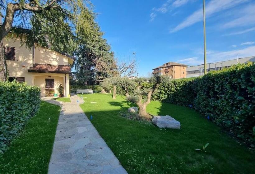 اتاق استاندارد سه نفره, B&b Villa Eden