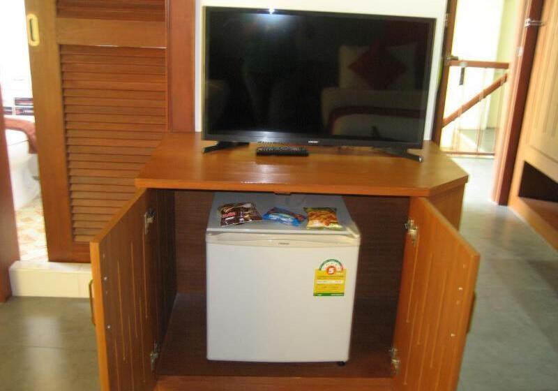 Номер Deluxe с Балконом, De Nawarat Chiangmai Boutique Apartment