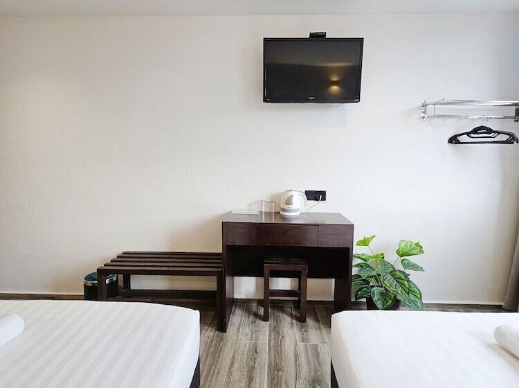 Семейный Номер, Georgetown Inn By Sky Hive