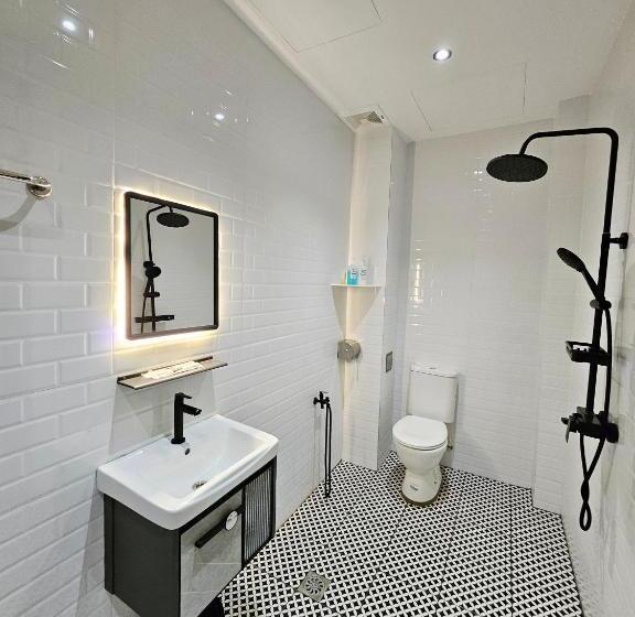 Стандартный Номер Кровать Кинг, Georgetown Inn By Sky Hive