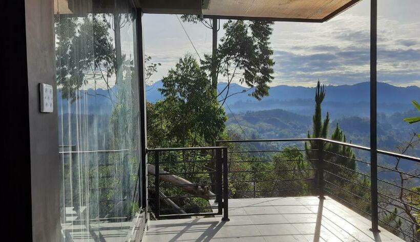 Quarto Estandar Vista Montanha, Aloft View