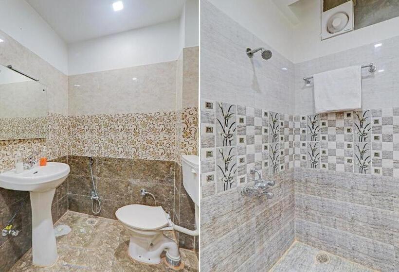 Трехместный Номер Классика, Super Townhouse Riddhi Regency Near Indira Nagar Metro Station