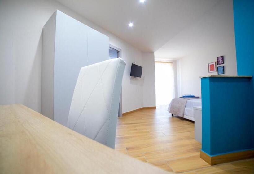 シングルデラックスルーム, Aurora Bed And Breakfast