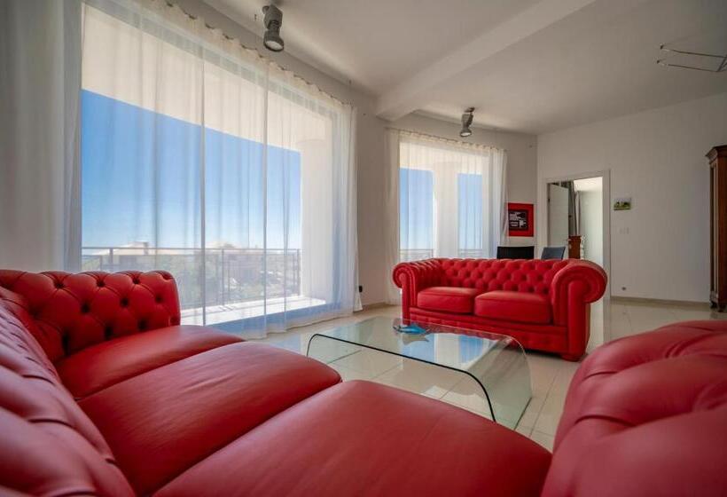 Номер Deluxe с Балконом, Villa Floyd Charming Rooms B&b