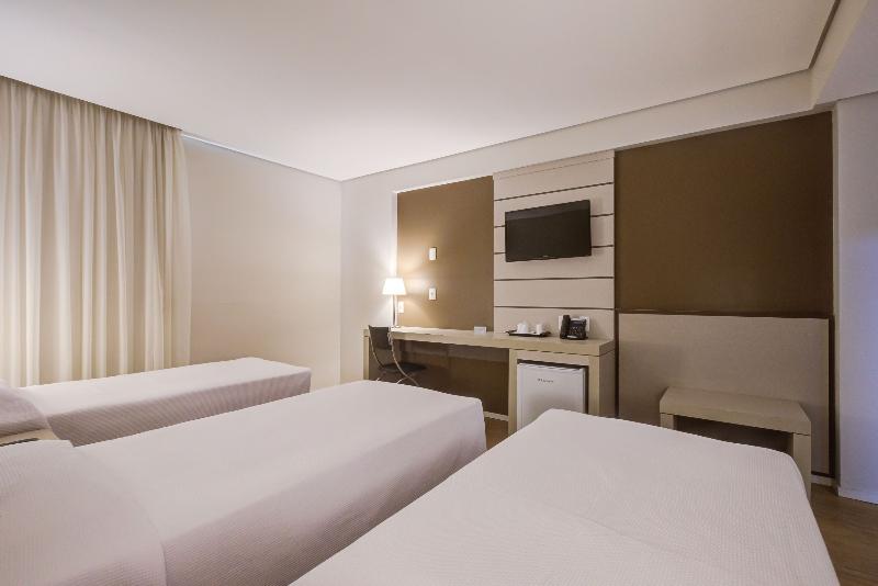 Quarto Triplo Superior, Viale Tower