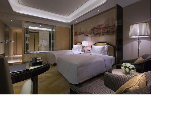 Deluxe room with river view, Wanda Vista Tianjin