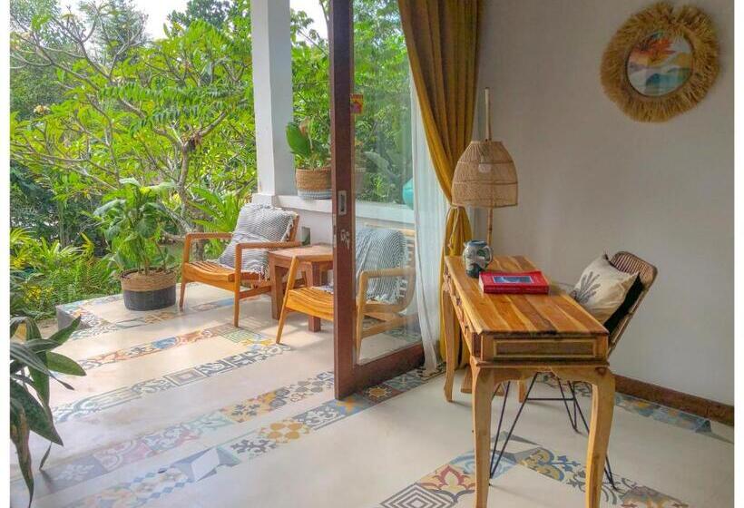 Quarto Estandar Vista Jardim, Sriyana Uluwatu