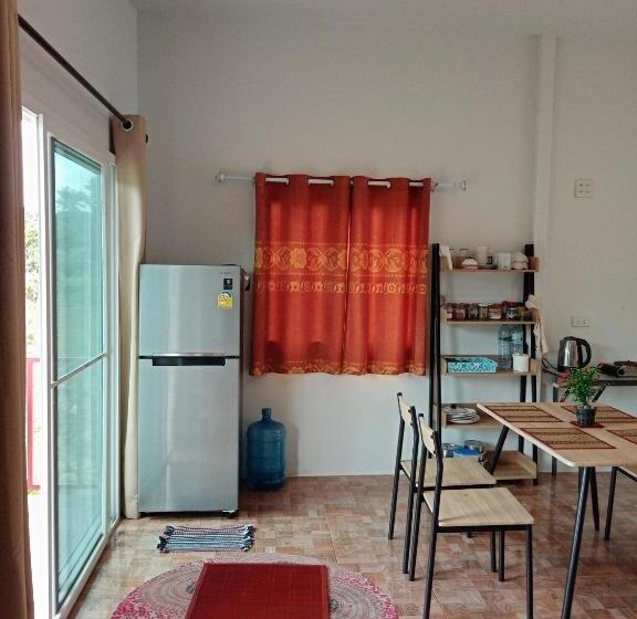 Family Suite, Lanta Dareen Garden Home