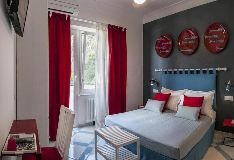 Номер Стандарт с Балконом, B&b Amalfè