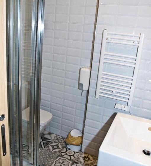 اتاق استاندارد, Pension Serrano