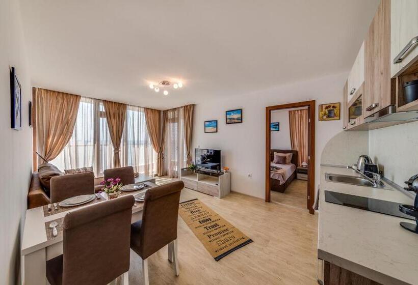 Апартаменты 1 Спальня Вид на Море с Балконом, Apartcomplex Golden Bay