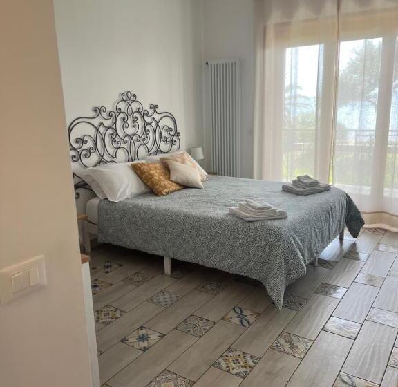 سوئیت 2 خوابه, Villa Luisa B&b