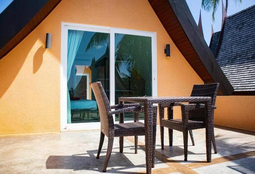 سوییت جونیور با چشم‌انداز دریا, Siam Royal Bay Beach Villa And Beachfront Apartments