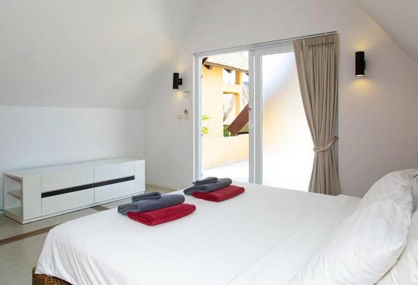 سوئیت جونیور با چشم‌انداز باغ, Siam Royal Bay Beach Villa And Beachfront Apartments