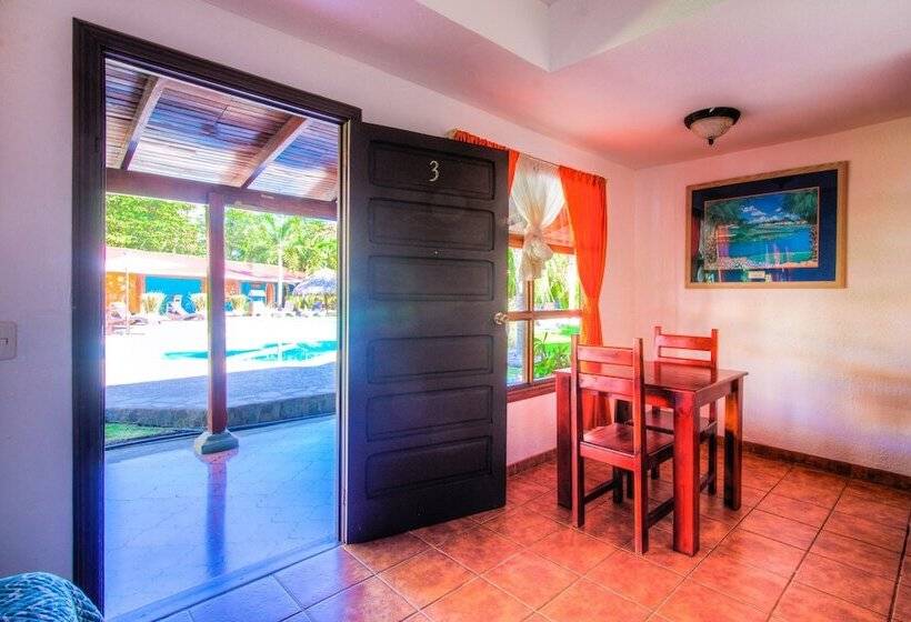 اتاق استاندارد با تخت بزرگ, Beach Break Resort