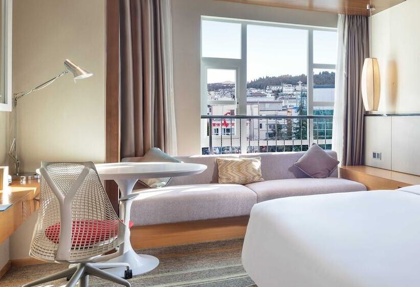 Quarto Estandar Cama King, Hilton Garden Inn Lijiang