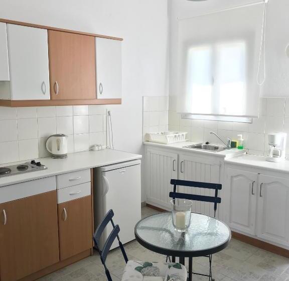 Апартаменты 2 Спальни, Naoussa Hotel Paros By Booking Kottas