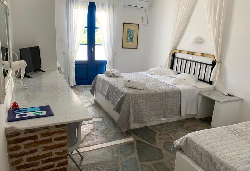 Трехместный Номер Базовый, Naoussa Hotel Paros By Booking Kottas