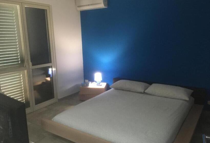 Quarto Deluxe Cama King, B&b Dormirereggiocalabria
