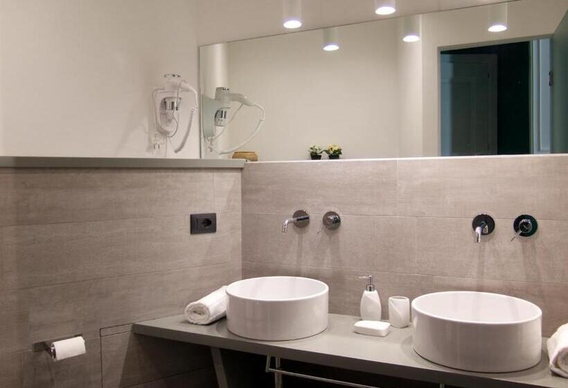 اتاق سوپریور چهار تخته, B&b Umberto 134