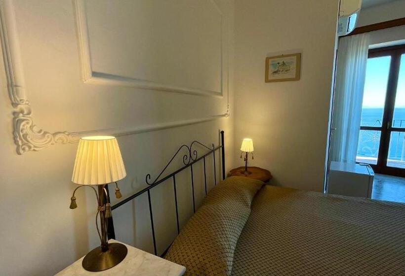 Номер Стандарт Вид на Море с Балконом, Residenza Porta Di Mare