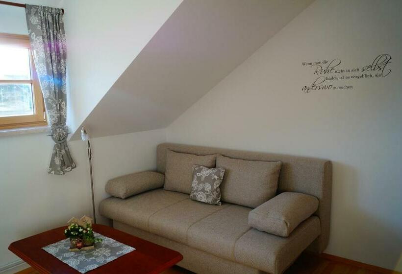 Студио Стандарт с Балконом, Haus Pürcher