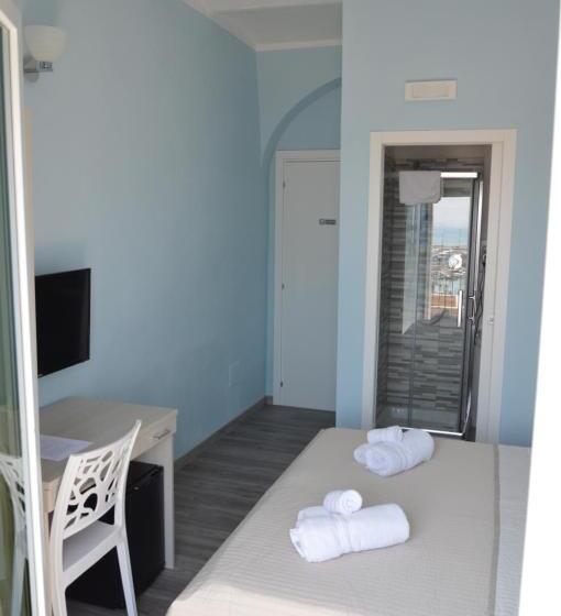 اتاق استاندارد با چشم‌انداز دریا, La Gemma Nel Borgo B&b