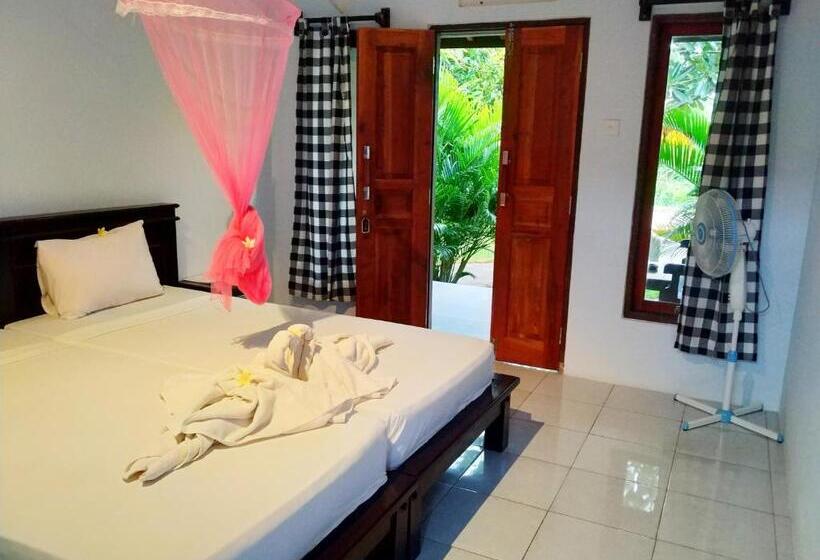 Номер Стандарт, Angga Guest House