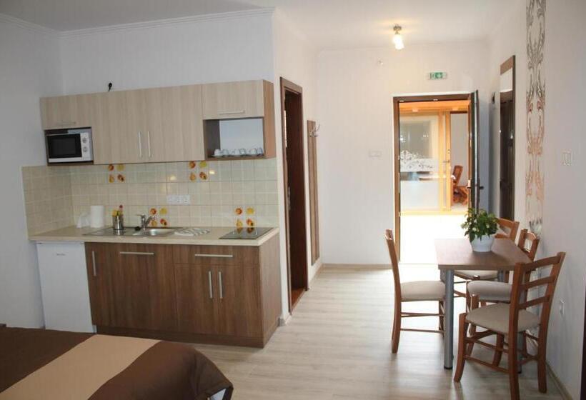 带2个卧室的公寓, Casa 77 Praid