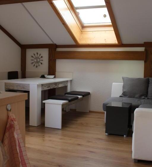Апартаменты 2 Спальни, Gästehaus Hanser