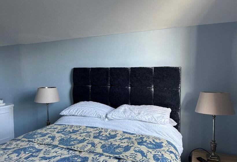 스탠다드 룸 킹사이즈 침대, Glengarth House Room Only Accommodation