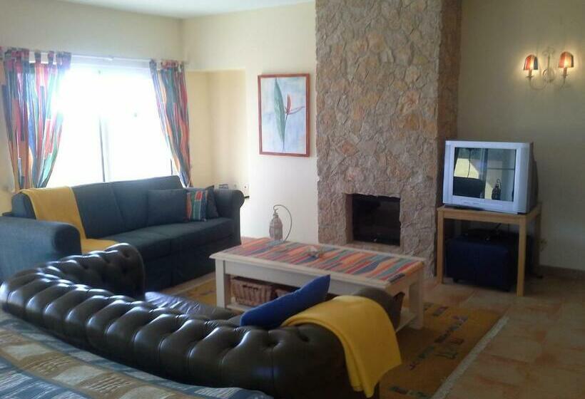 سوئیت با تخت بزرگ, Vila Florina