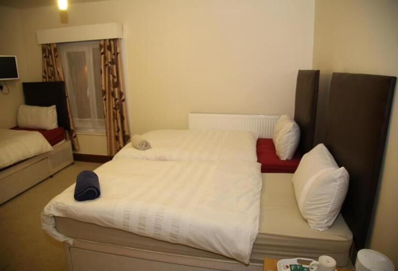 スタンダードトリプルルーム, Victorin House   All Rooms Are En Suite