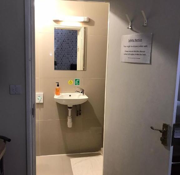 デラックスルーム, Victorin House   All Rooms Are En Suite