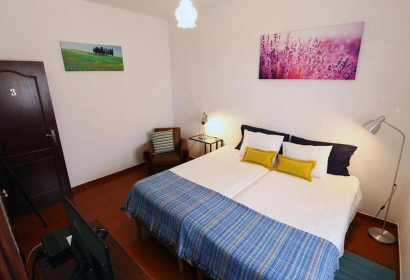 اتاق استاندارد, Alojamentos Oasis
